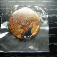 世界遺産 京都二条城の缶バッチ（五種類）とステッカーの画像