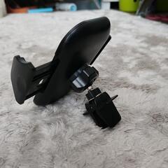 スマホホルダー&玩具の画像