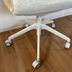 IKEA キャスター付　椅子の画像
