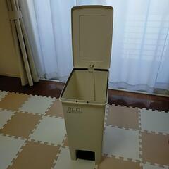 45L　ゴミ箱の画像