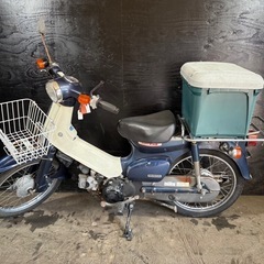★支払総額6.0万円★関東圏内即日配送可能！ 全車走行テスト済みです！ホンダ スーパーカブ50FI 青 AA01 人気のカブ！ 4ストインジェクション！ 低燃費！ 高年式！ リアボックス付き！の画像
