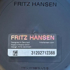 [名作]革張り Fritz Hansen（フリッツ・ハンセン）グランプリチェアの画像
