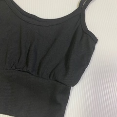 2、新品 ショート丈 キャミソールの画像