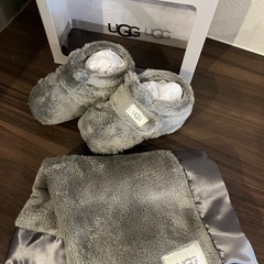 UGG ベビーシューズギフトの画像