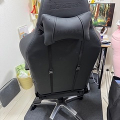 AKRacing Premium ゲーミングチェアの画像