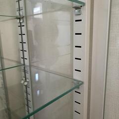 ガラス　棚　飾り棚の画像