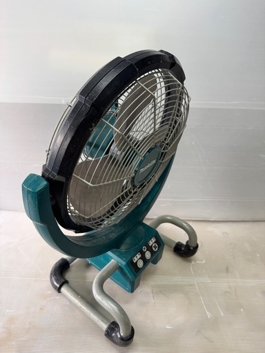 【中古】マキタ 充電式産業扇 扇風機 CF300D makita CF300D 充電式産業扇 マキタ 充電式扇風機 充電式ファン