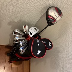 子ども用ゴルフセットの画像