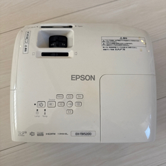 格安！値段下げました！プロジェクター　EPSON 白(当時十数万で購入)の画像