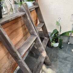 木製ロフト階段をインテリアの棚としてDIY！の画像
