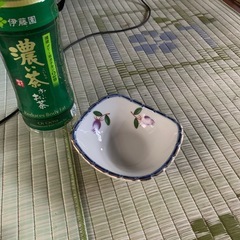 小鉢の画像