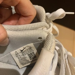ナイキ　NIKE スニーカー　ホワイトの画像