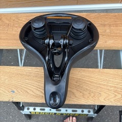 サドルの画像