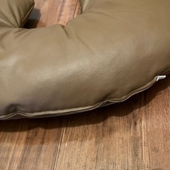 クロワッサン🥐型クッションの画像