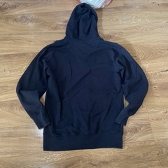 UNIQLO ネイビー ジップアップパーカー Lの画像