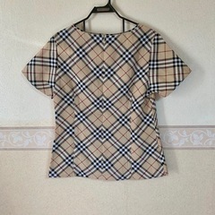 バーバリー.Ｔシャッツ.カットソー.Lサイズの画像