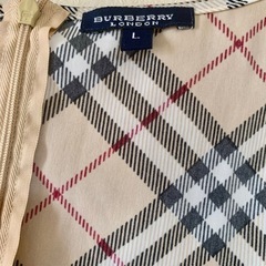 バーバリー.Ｔシャッツ.カットソー.Lサイズの画像