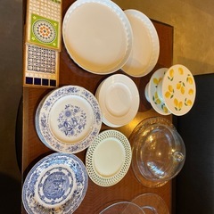 ケーキ皿の画像