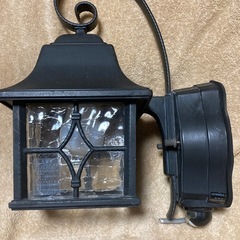 LEDお洒落玄関灯✨お問い合わせ当日お取引の方限定割引きありの画像