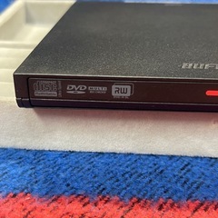 BUFFALO DVSM-PTCV8U3-BKA ポータブルDVDドライブの画像