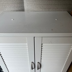 靴箱　無料の画像