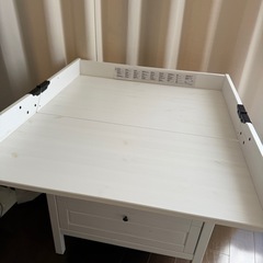 IKEA おむつ替え台/オムツ台/チェストSUNDVIKスンドヴィークの画像