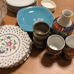 レトロ食器いろいろの画像