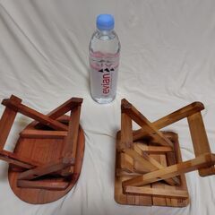【終了・有難うございました‼】中古 プランター台 鉢台 木製 インテリアのワンポイントに♪ 折りたたみ可能 2個セット 早い者勝ちです✨✨の画像