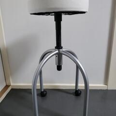 【お取り引き中につきメールの受付は休止しております】椅子の画像