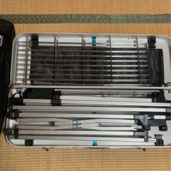キャンプ用コンパクトキッチンスタンドの画像