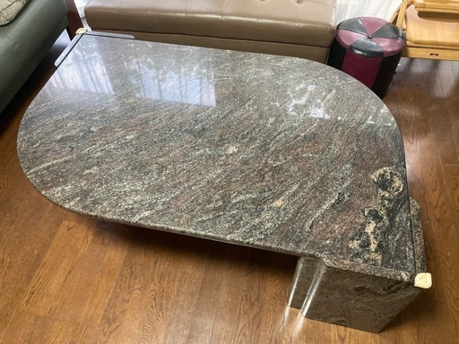 御影石ローテーブル