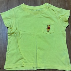 ユニクロ　プーさん刺繍半袖Tシャツ　70cmの画像