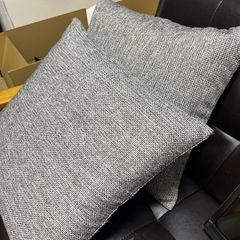 引っ越すので格安で！2人がけソファの画像