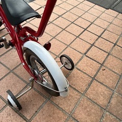 12インチ　キッズ　自転車　補助輪とスタンド付き　の画像