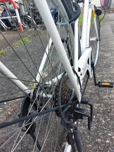 引取可　　美濃加茂　Albeit シティサイクル シルバー 前バスケット付き シティサイクル ホワイト 前バスケット付き 27inch (HHTD