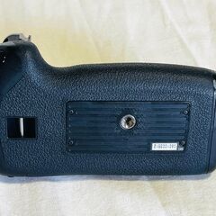 Canon BG-E11 バッテリーグリップ＋ハンドストラップ　※動作OKの画像