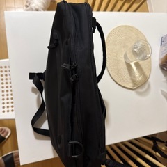 ユニクロ通勤バッグの画像