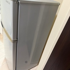 SHARP 冷蔵庫 3,000円 即日お渡し可能の画像
