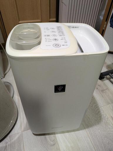 加熱気化式加湿器 HV-R55-W SHARP 2022年製 SHARP 2022年製 加熱気化式加湿器 HV-R55-W