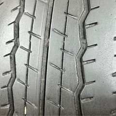 ハイエース 純正 タイヤホイールの画像