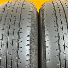 ハイエース 純正 タイヤホイールの画像