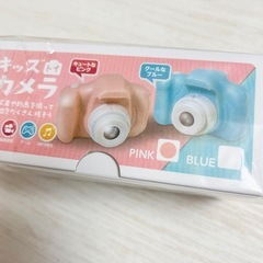 【新品未使用】キッズカメラSDカード付きの画像