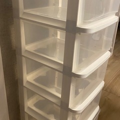 背の高い　5段　
カラーボックスの画像