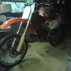 ホンダ　CR125R  2ストモトクロス