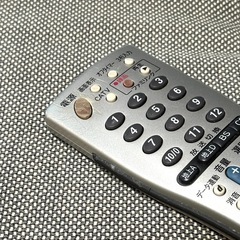 32インチ SHARP AQUOS液晶テレビ & nebula 4k streaming dongleの画像