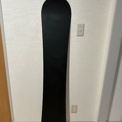 1本3000円  スノーボード板マットブラックの画像