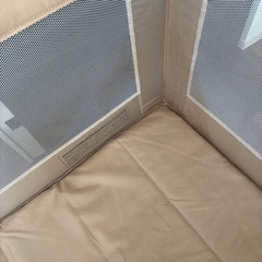 シンセー　プレイヤード　パシネット付　ベージュ　折りたたみ　ベビーベッドの画像