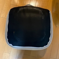 折りたたみ座椅子
の画像