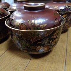 華遊苑★陶器製蓋つき椀★お正月の画像