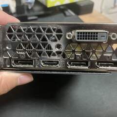 グラフィックボード ZOTAC GTX1070 中古 通電、映像出力確認済み グラボの画像